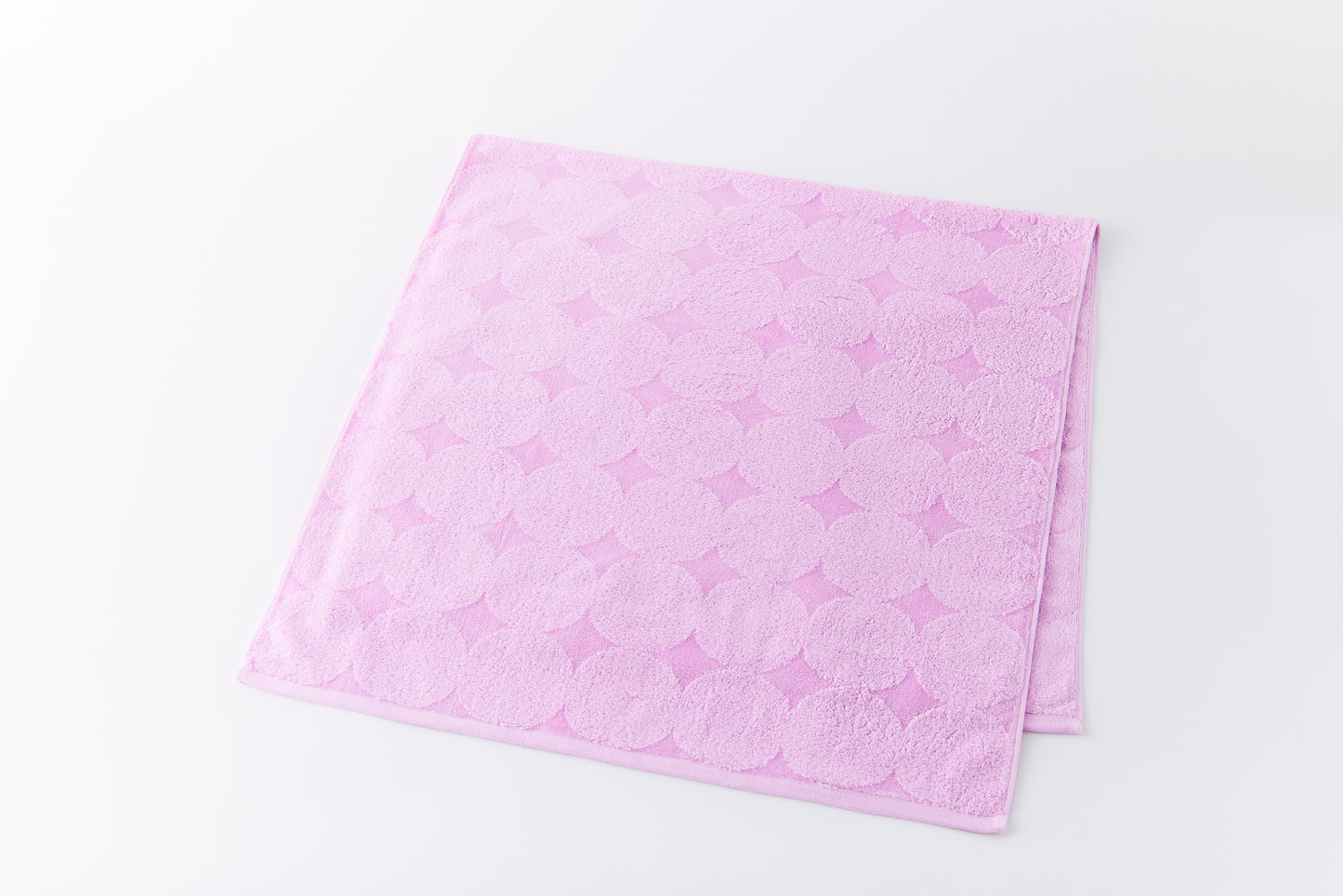 menca mature – Bath Towel