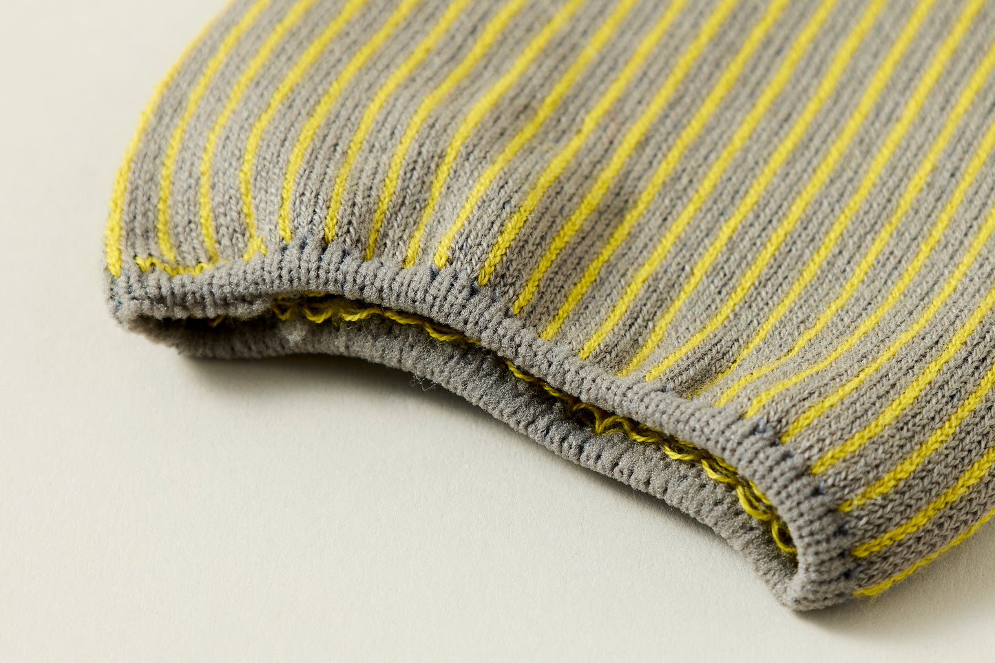 TWO-TONE RIBBED