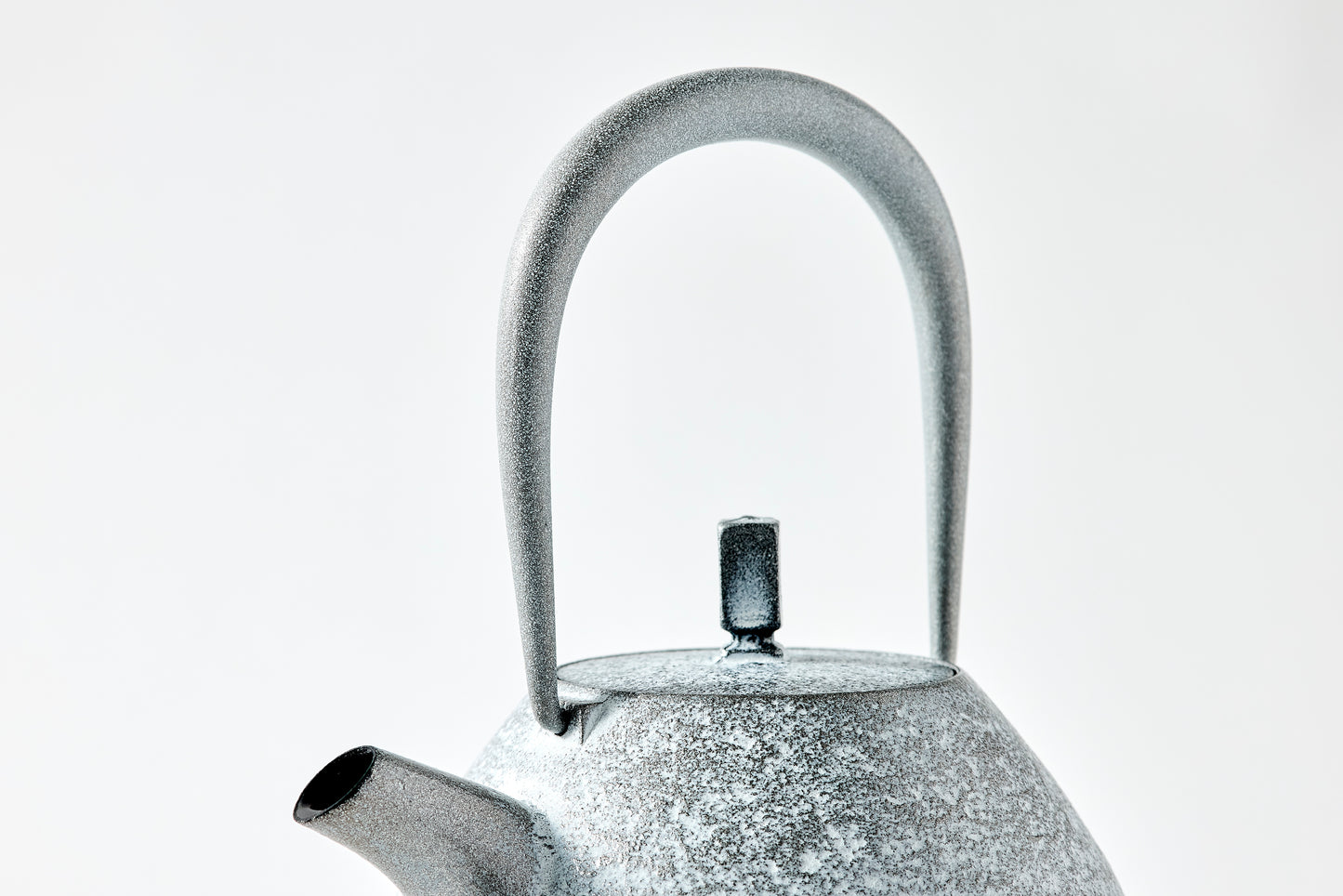 Nanbu Ironware Egg Teapot Large *Limited Edition