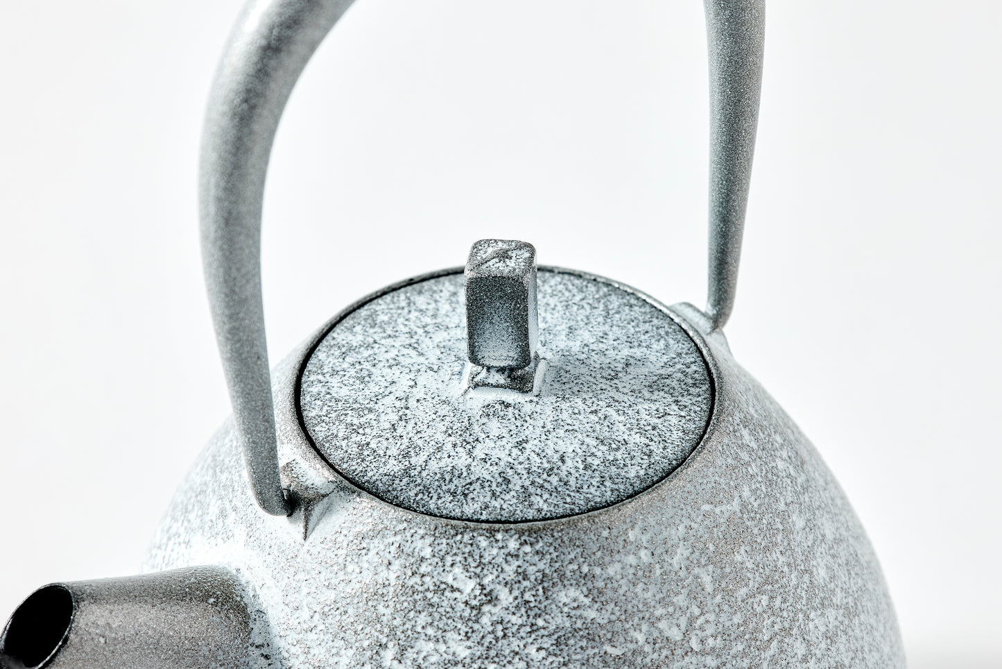 Nanbu Ironware Egg Teapot Large *Limited Edition