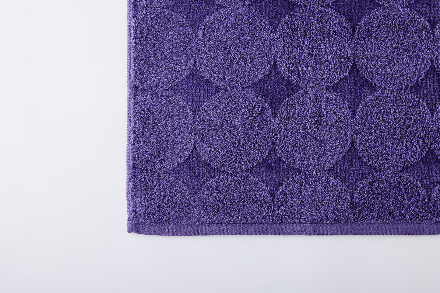 menca mature – Mini Bath Towel