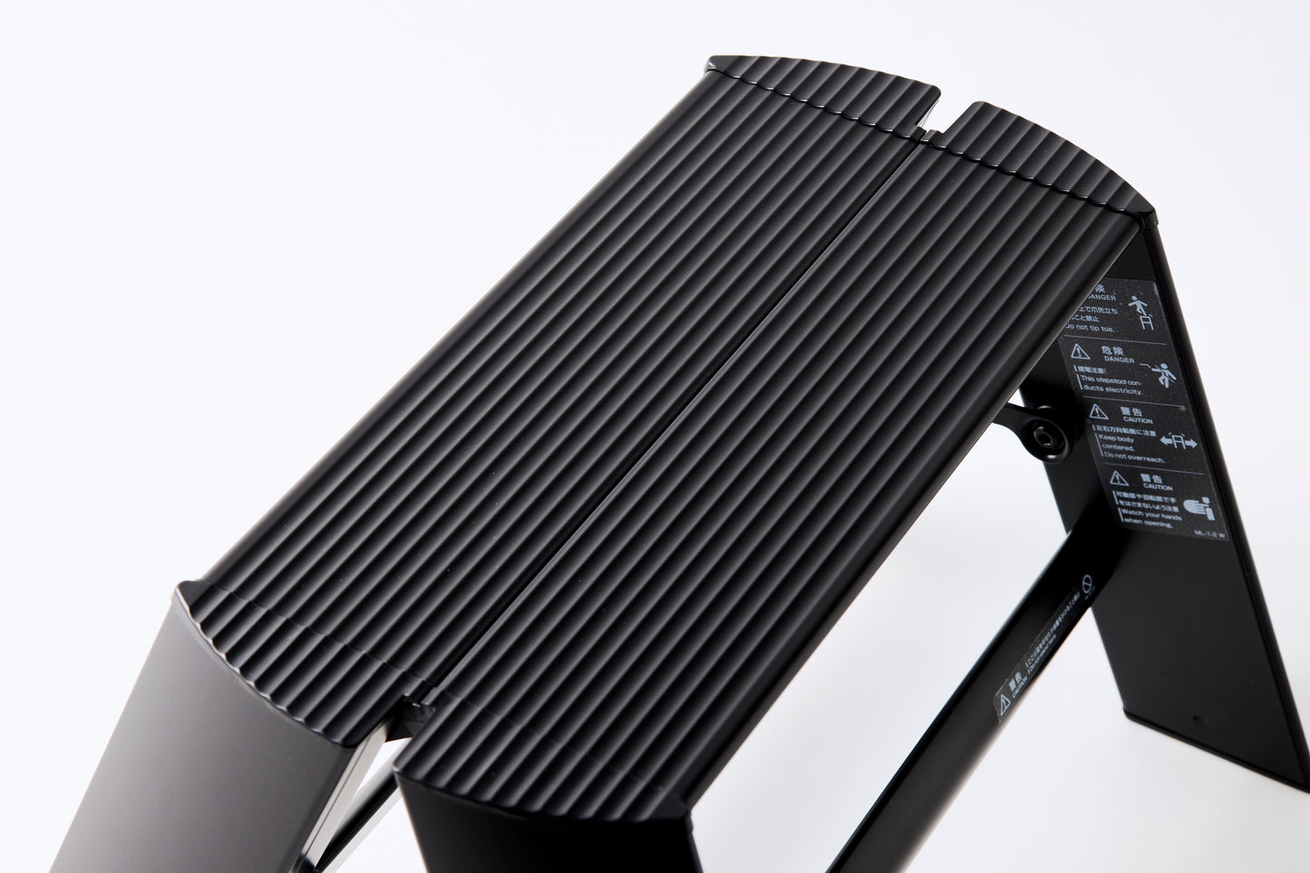 lucano Step Stool/1-Step