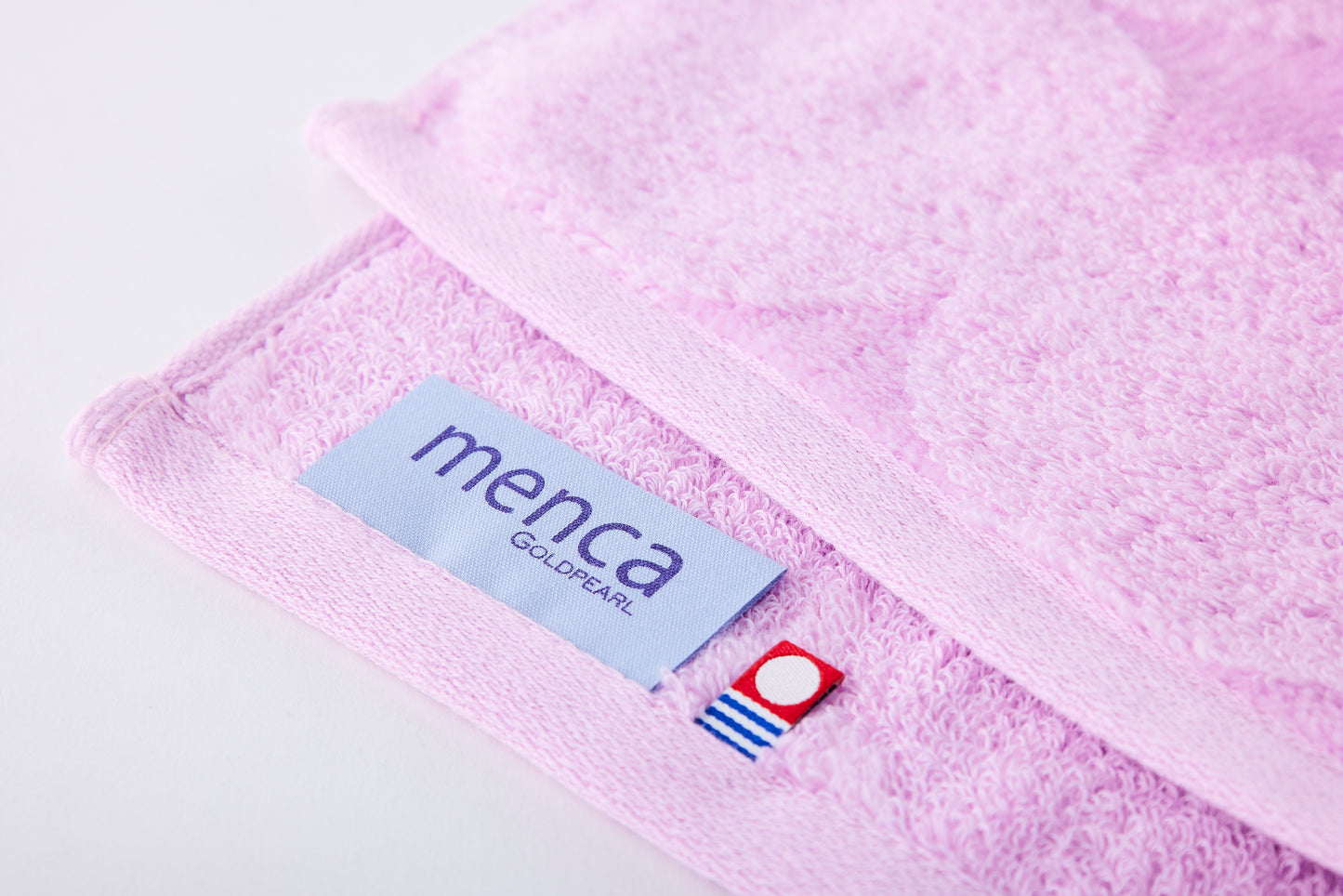 menca mature – Bath Towel