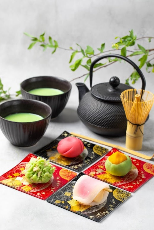 Twin Moons "双子月"– Red with Yakihaku & Kirihaku Plate