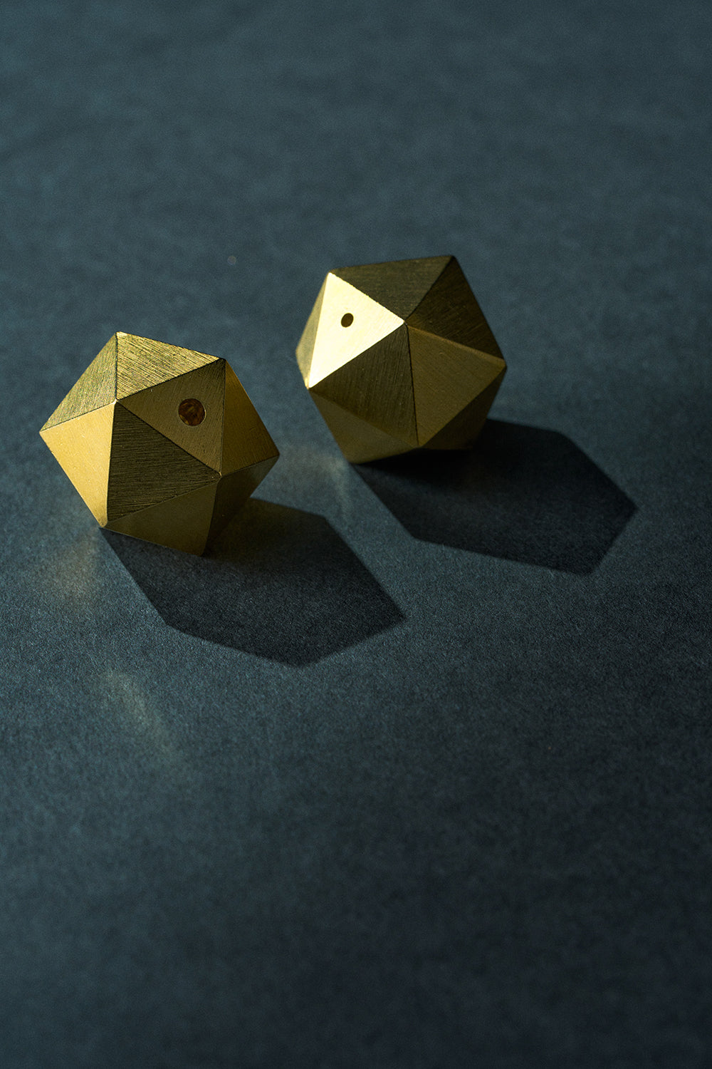 poly incense holder <brass>