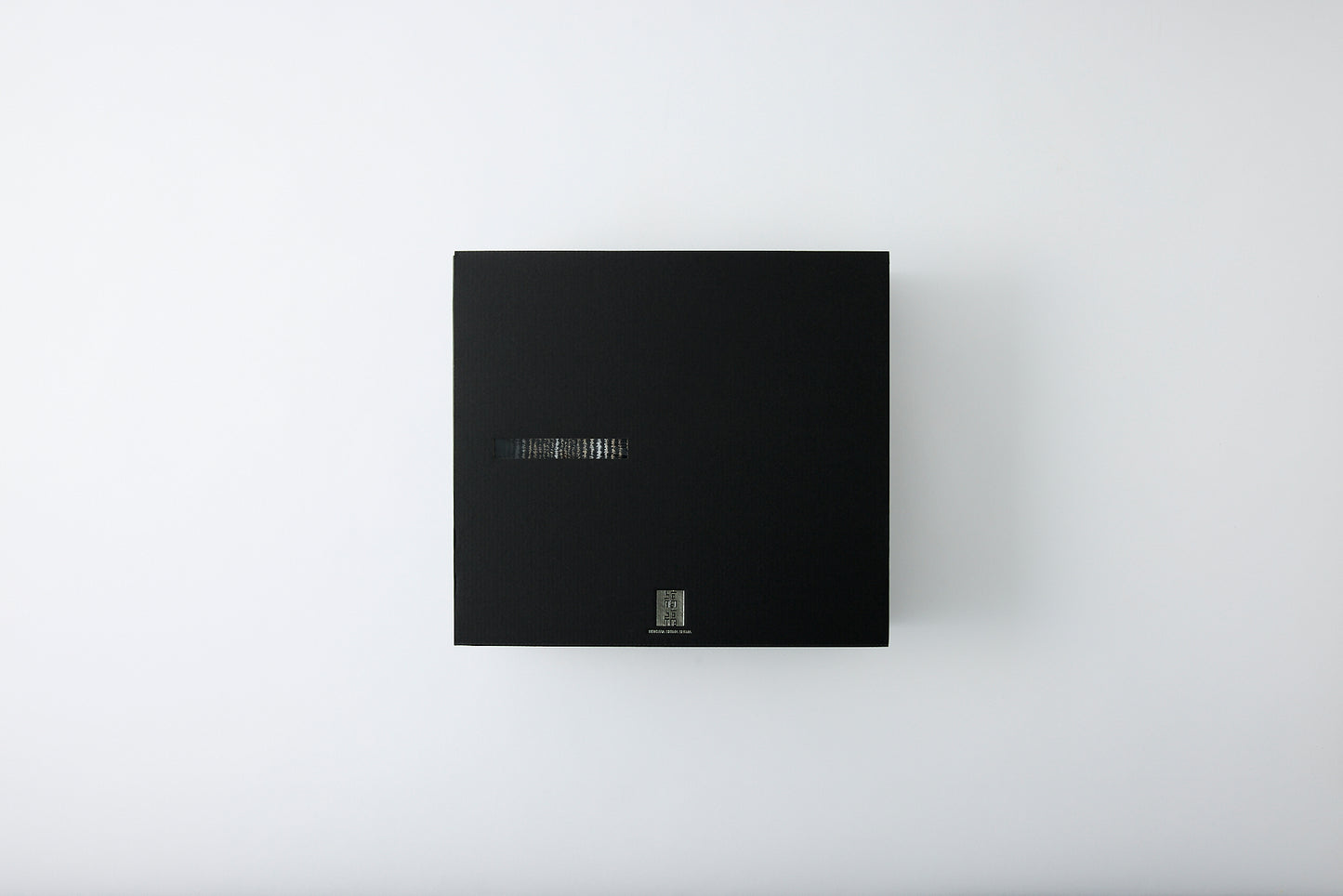 GOLDPEARL × SHIMA-SHIMA – Bath Towel
