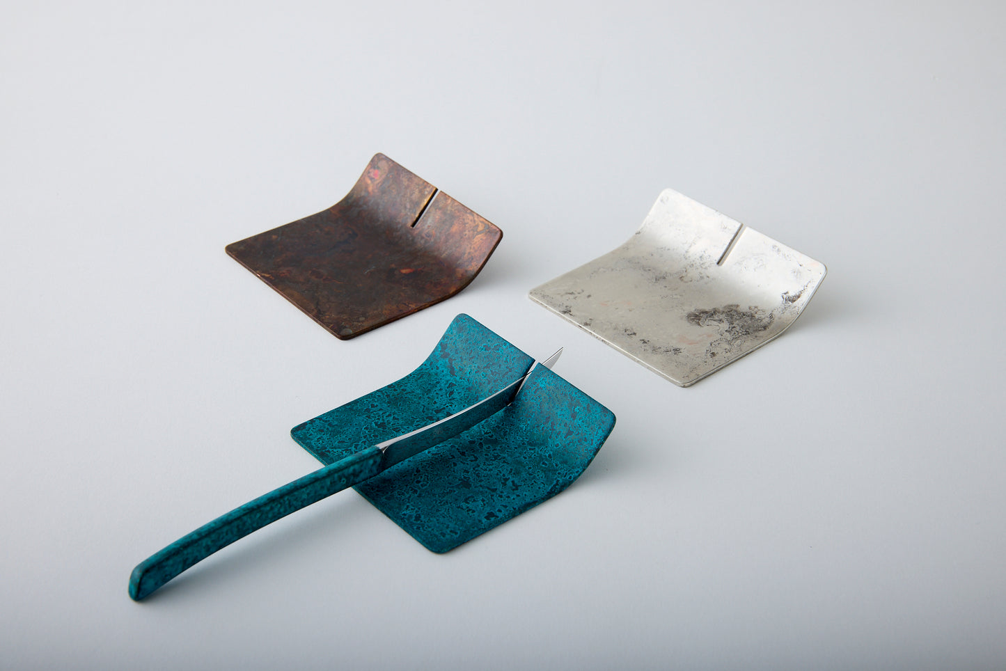 ORI-EN "折燕" – Square Cutlery Rest