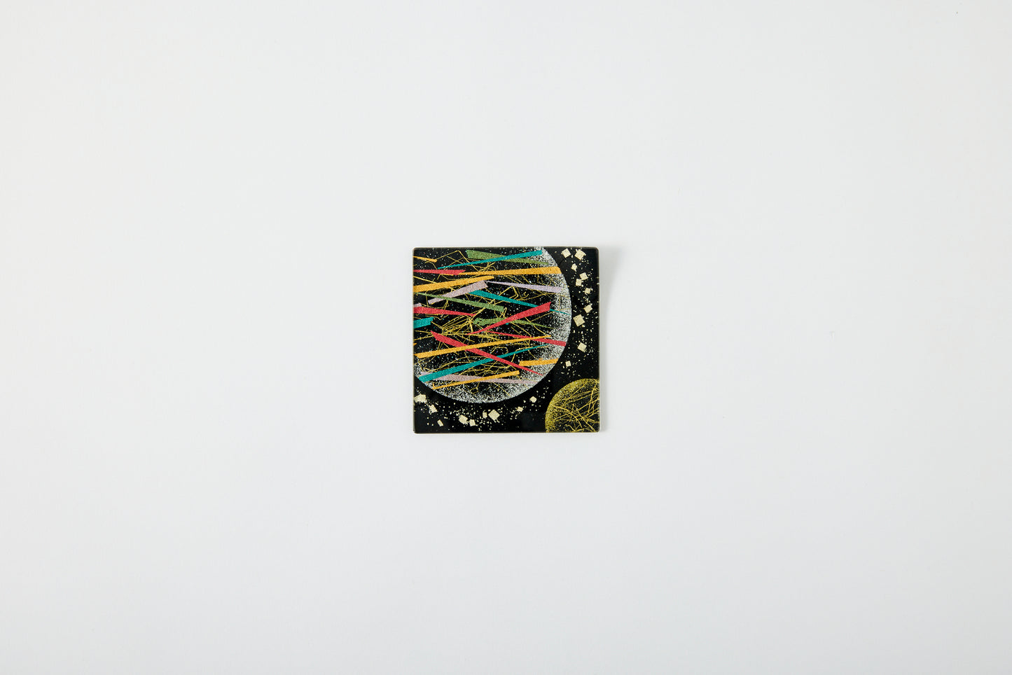 Twin Moons "双子月" – Black with Henkirihaku Plate