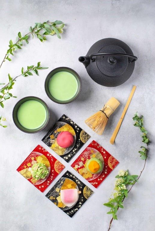 Twin Moons "双子月" – Black with Henkirihaku Plate