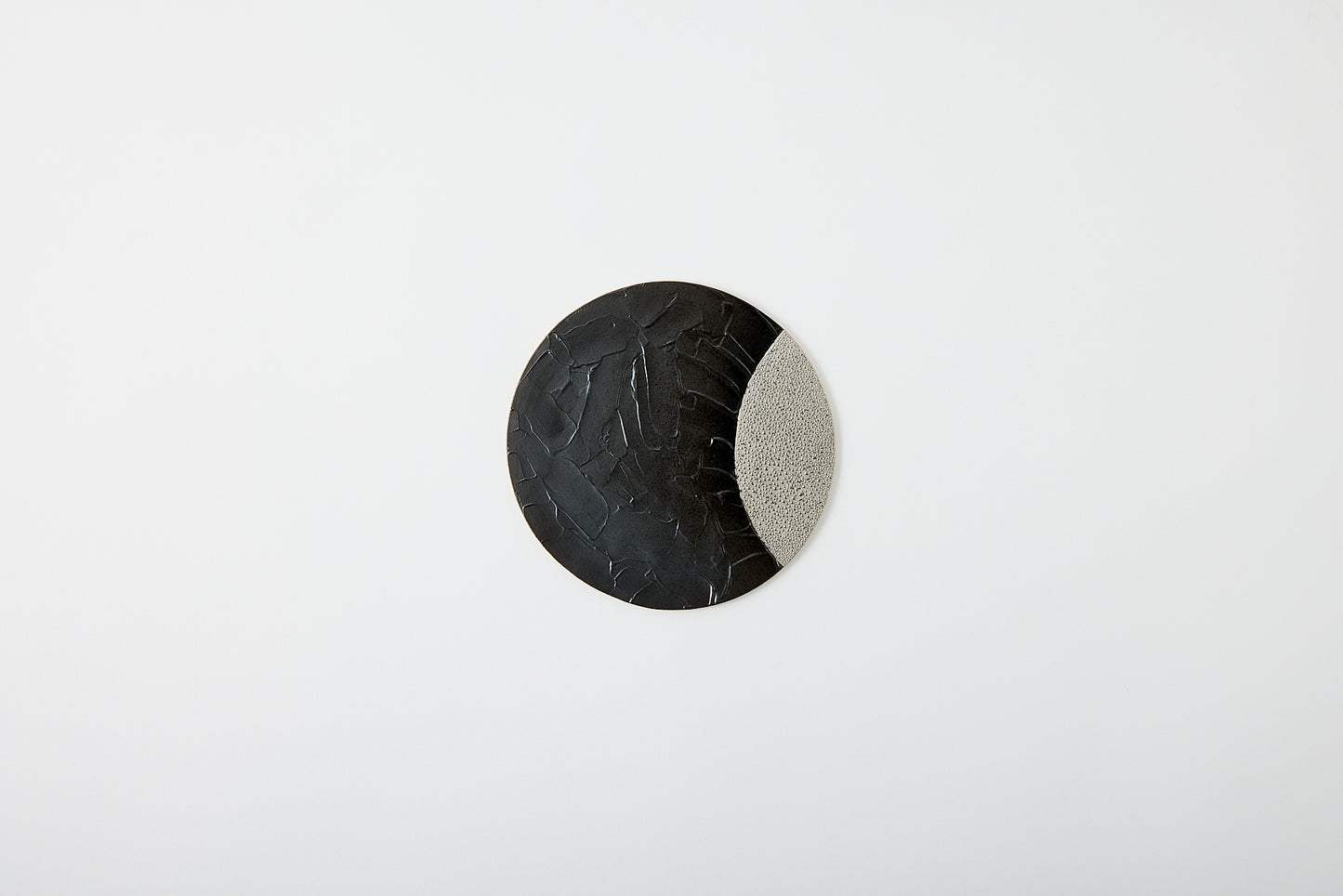 Utage Plate 18cm, Black & Silver, Plain