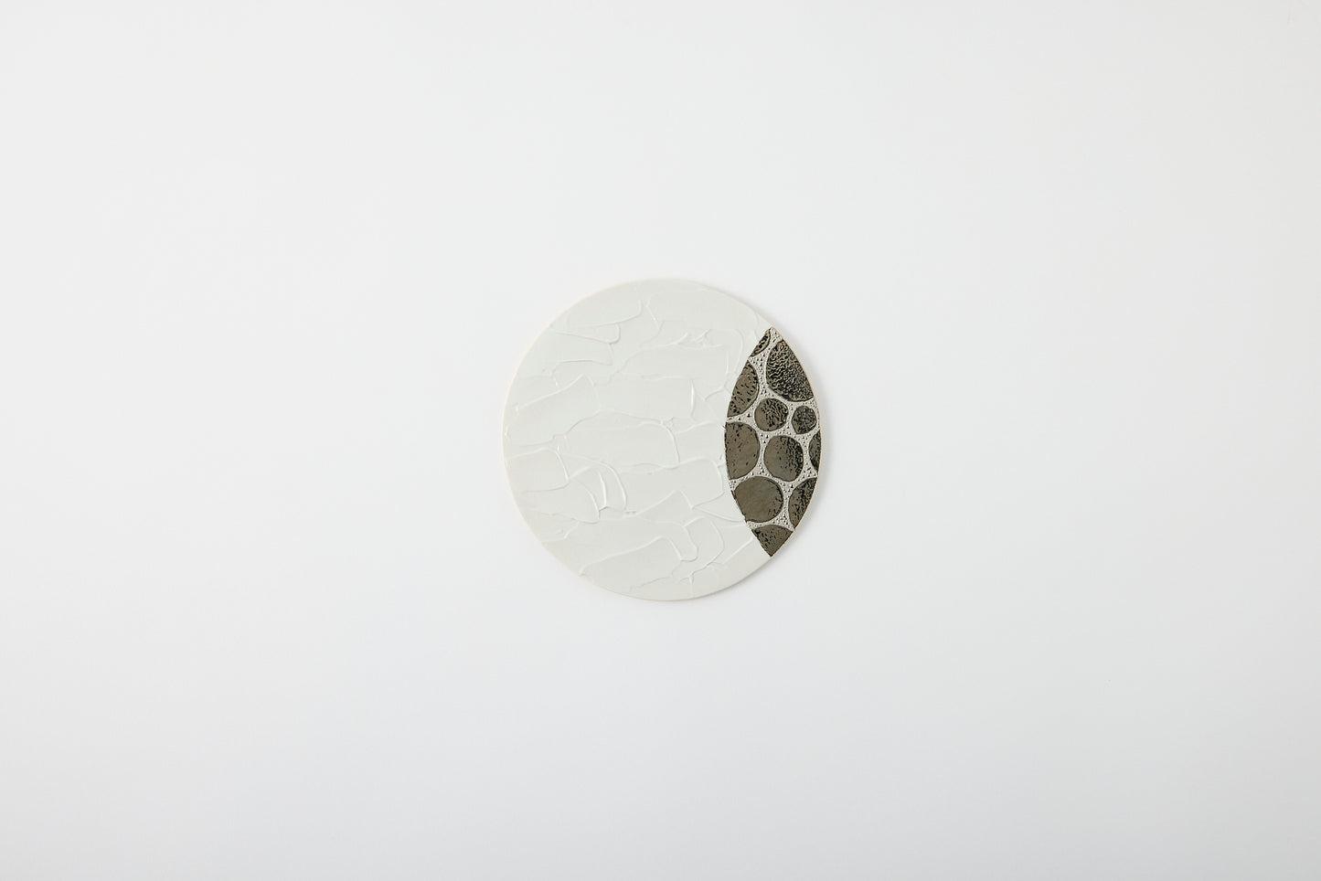 Utage Plate 18cm, White & Silver, Polka Dots