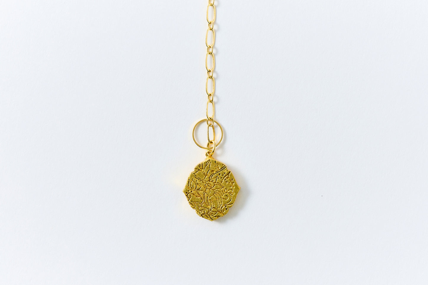 HAKUCESSORY Necklace Beauty Luck Gold