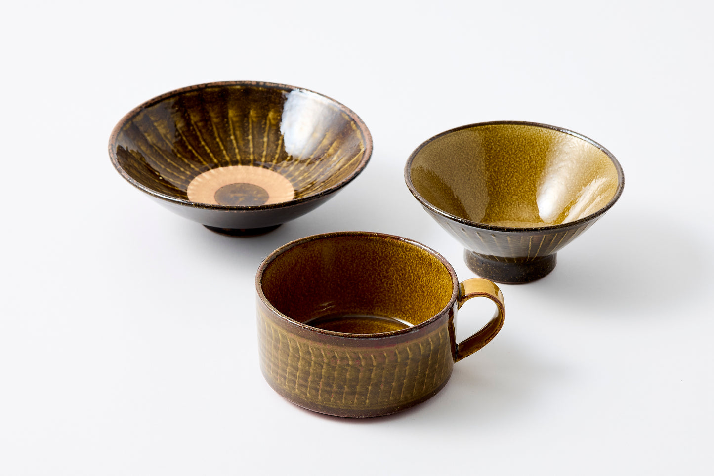 FD Amber Glaze Brush Stroke Rice Bowl Hasami Porcelain