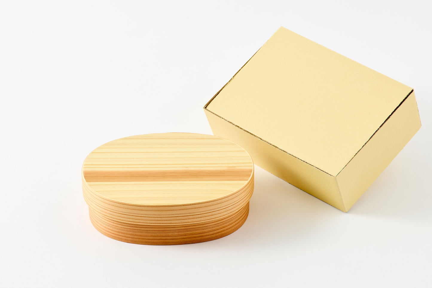 Oval-Shaped Menpa Lunch Box