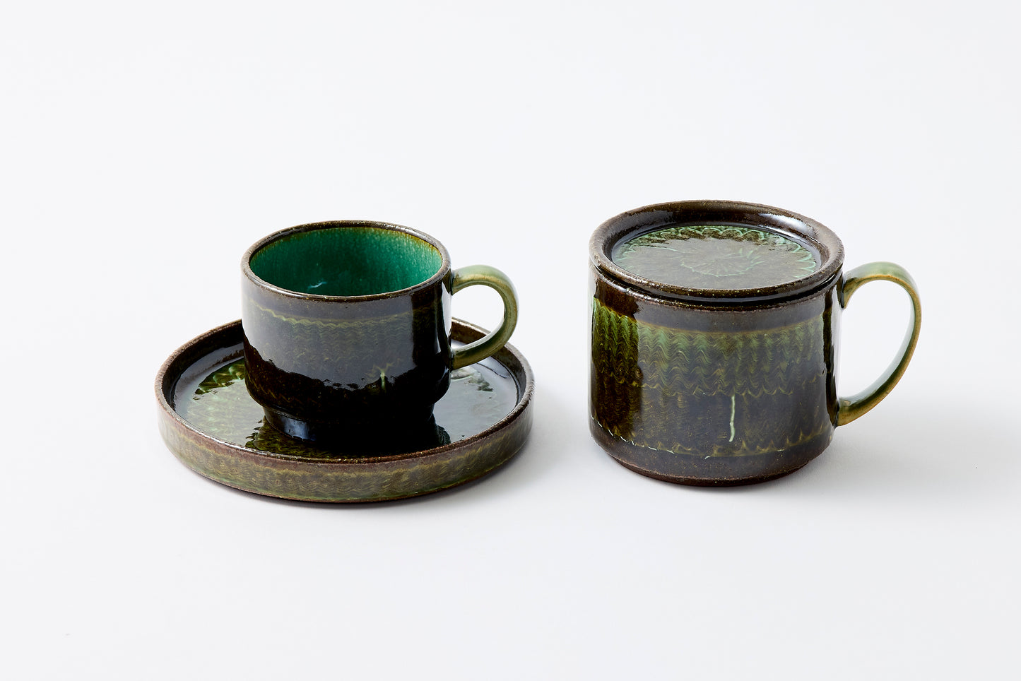 FD Green Glaze Bold Double Brush Stroke Lidded Mug Hasami Porcelain