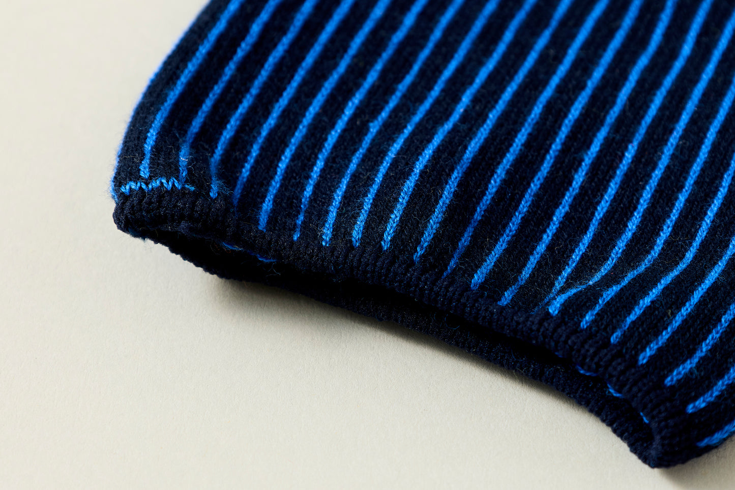 TWO-TONE RIBBED