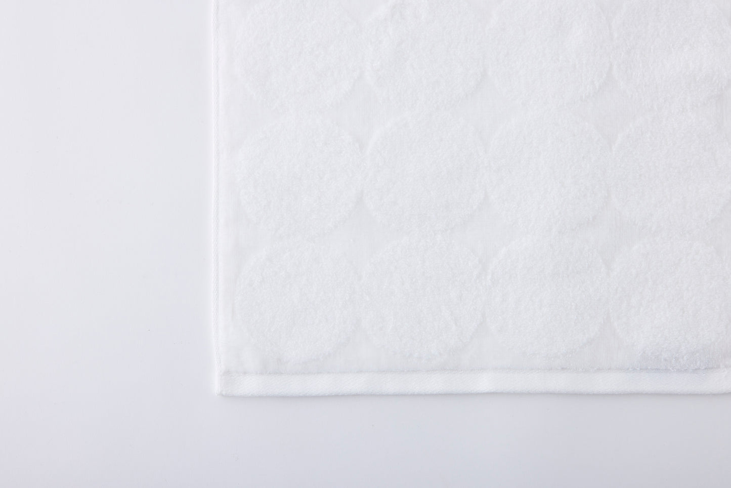 menca mature – Hand Towel