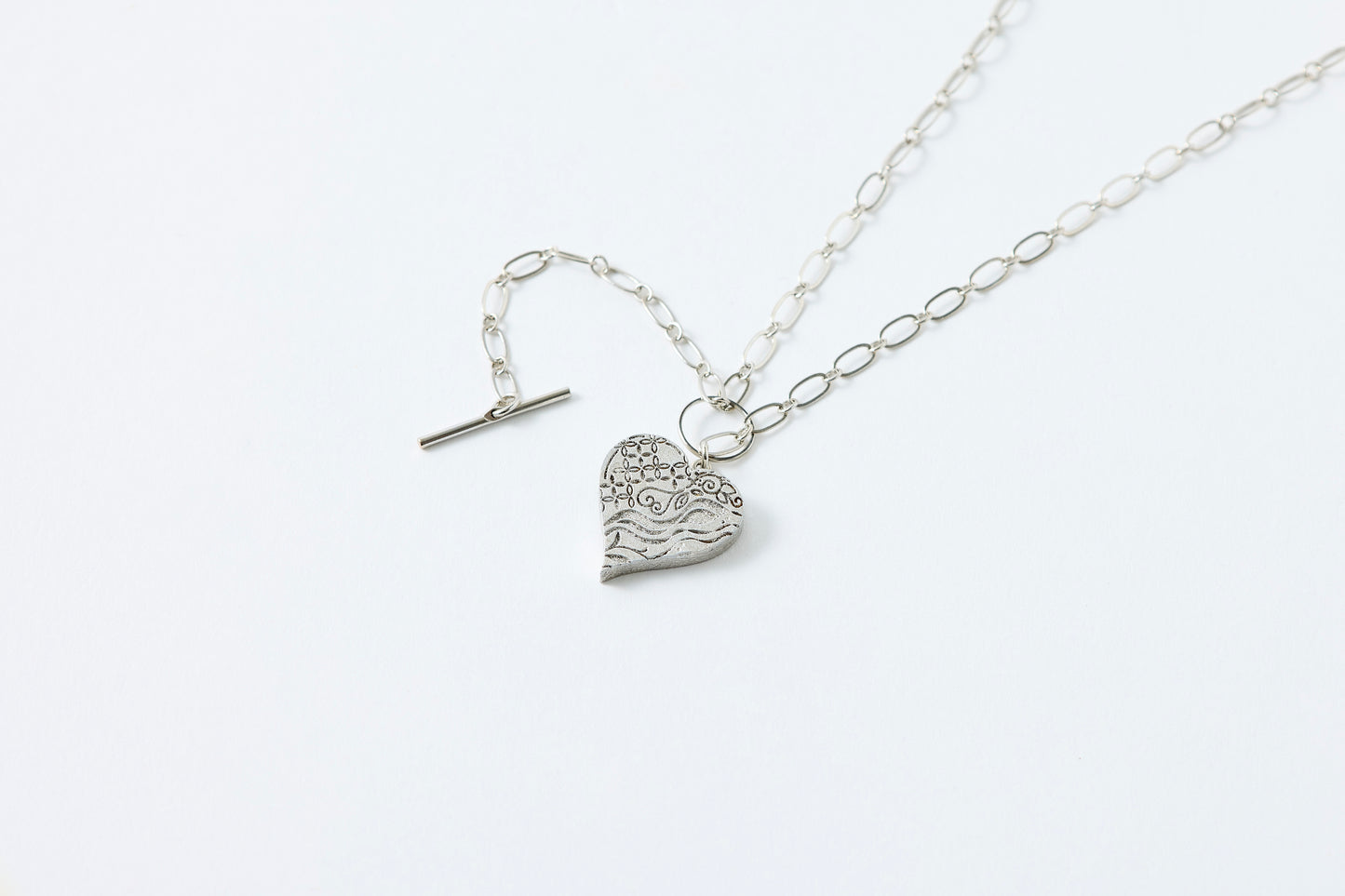 HAKUCESSORY Necklace Love Luck Platinum