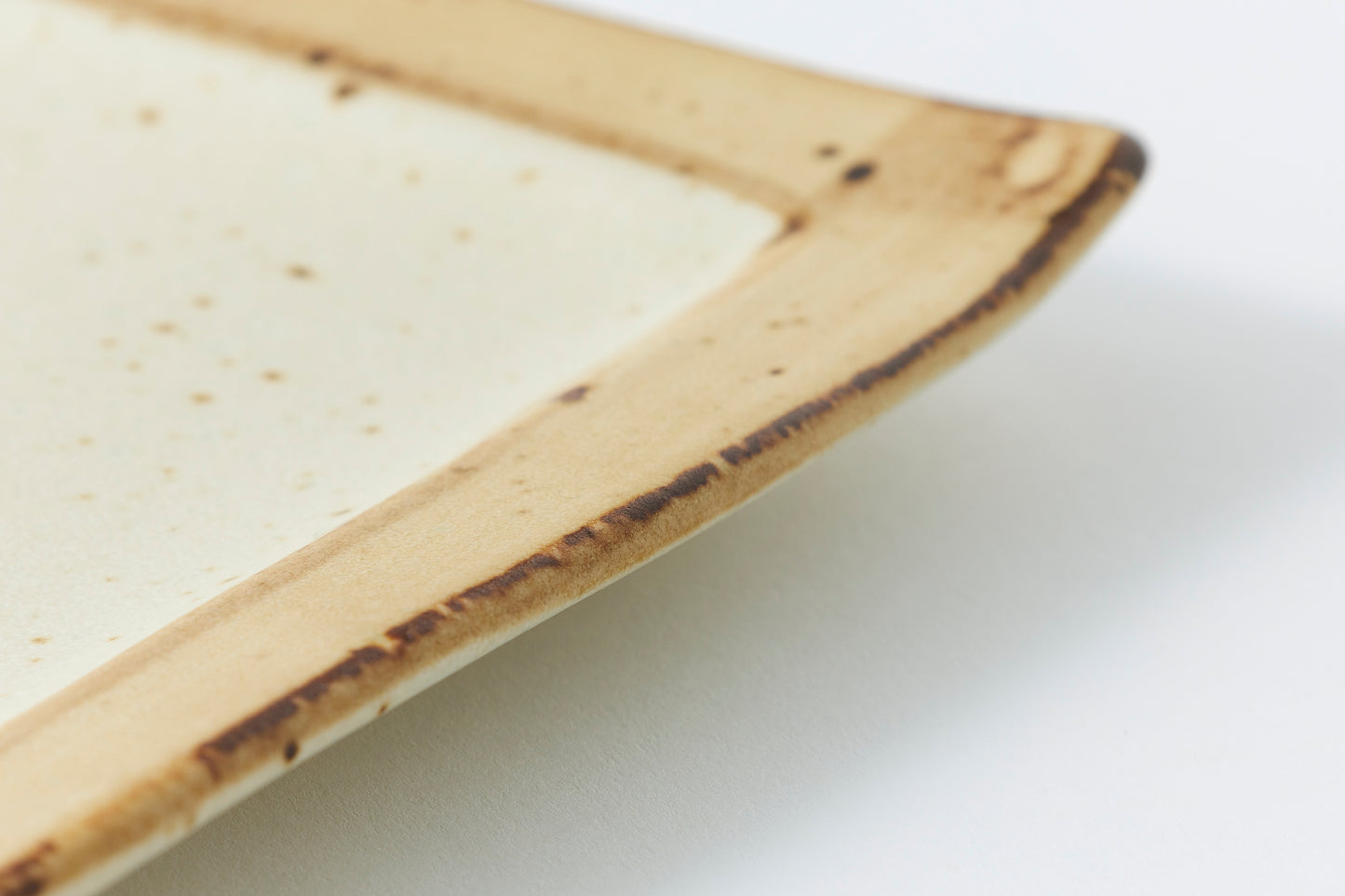 Rounded Square Plate Shiron