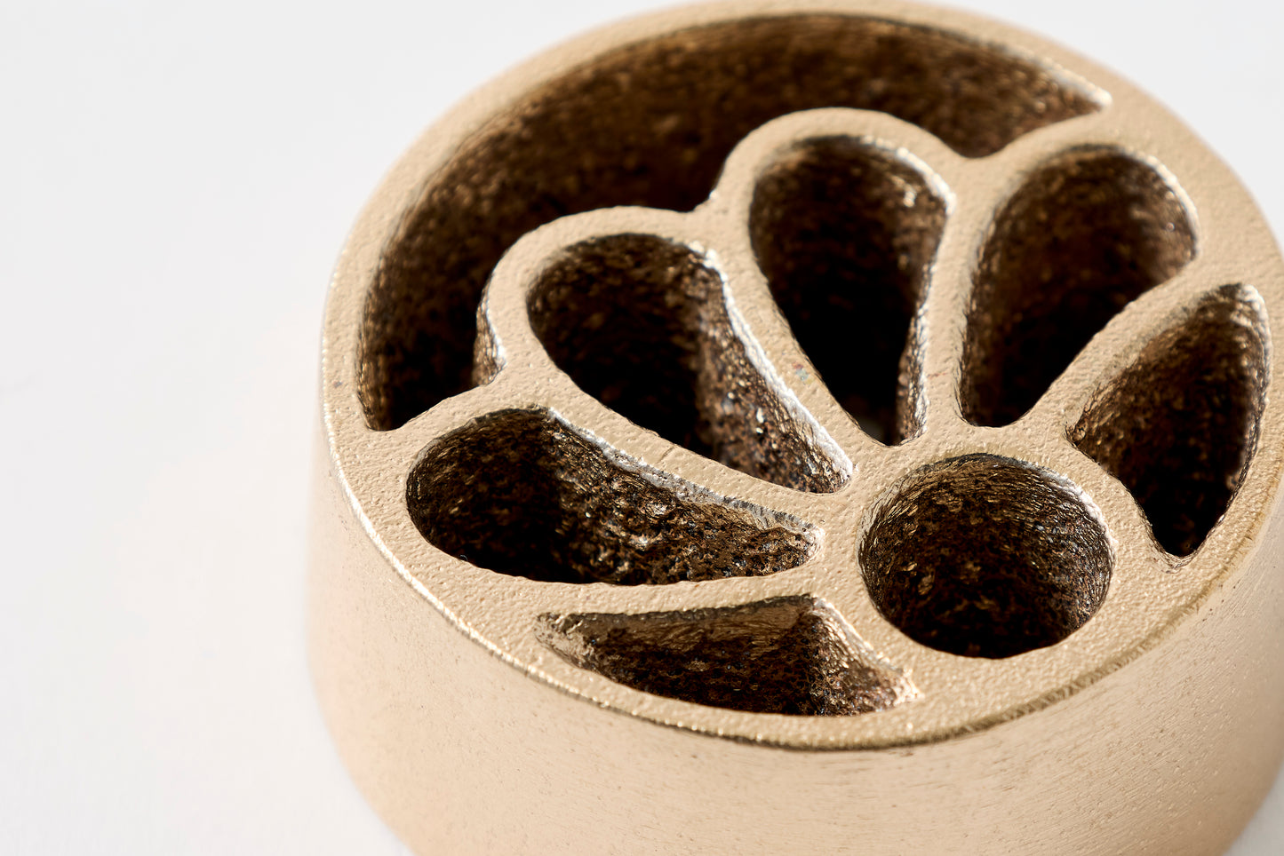Pin-less Flower Frog ® / Petal S