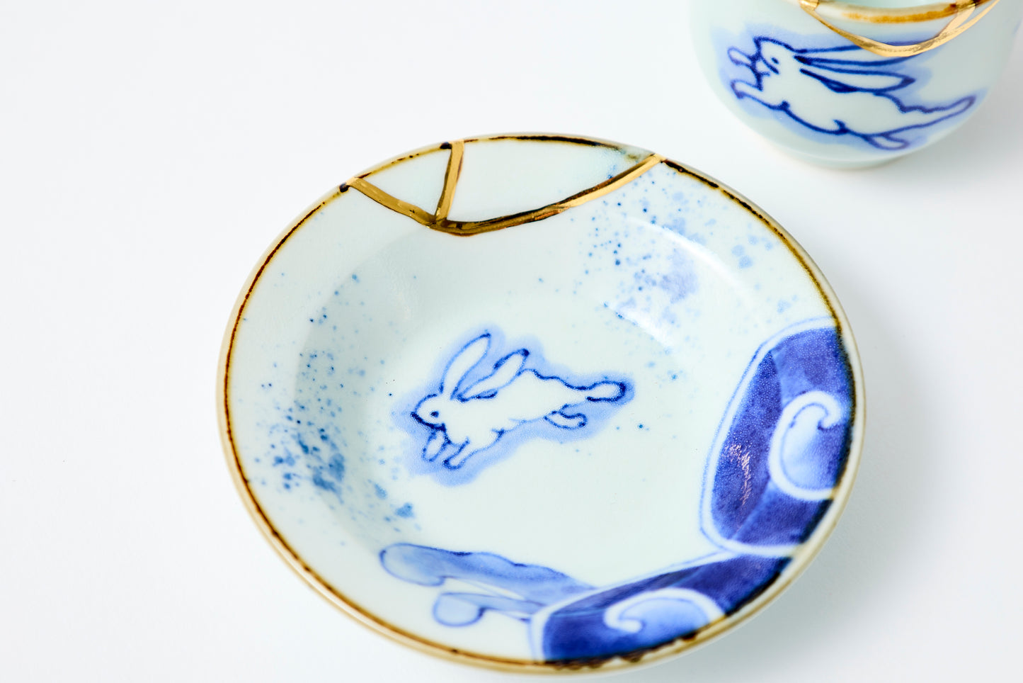 Gold Line Kosome Rabbit Sake Set Imari Porcelain