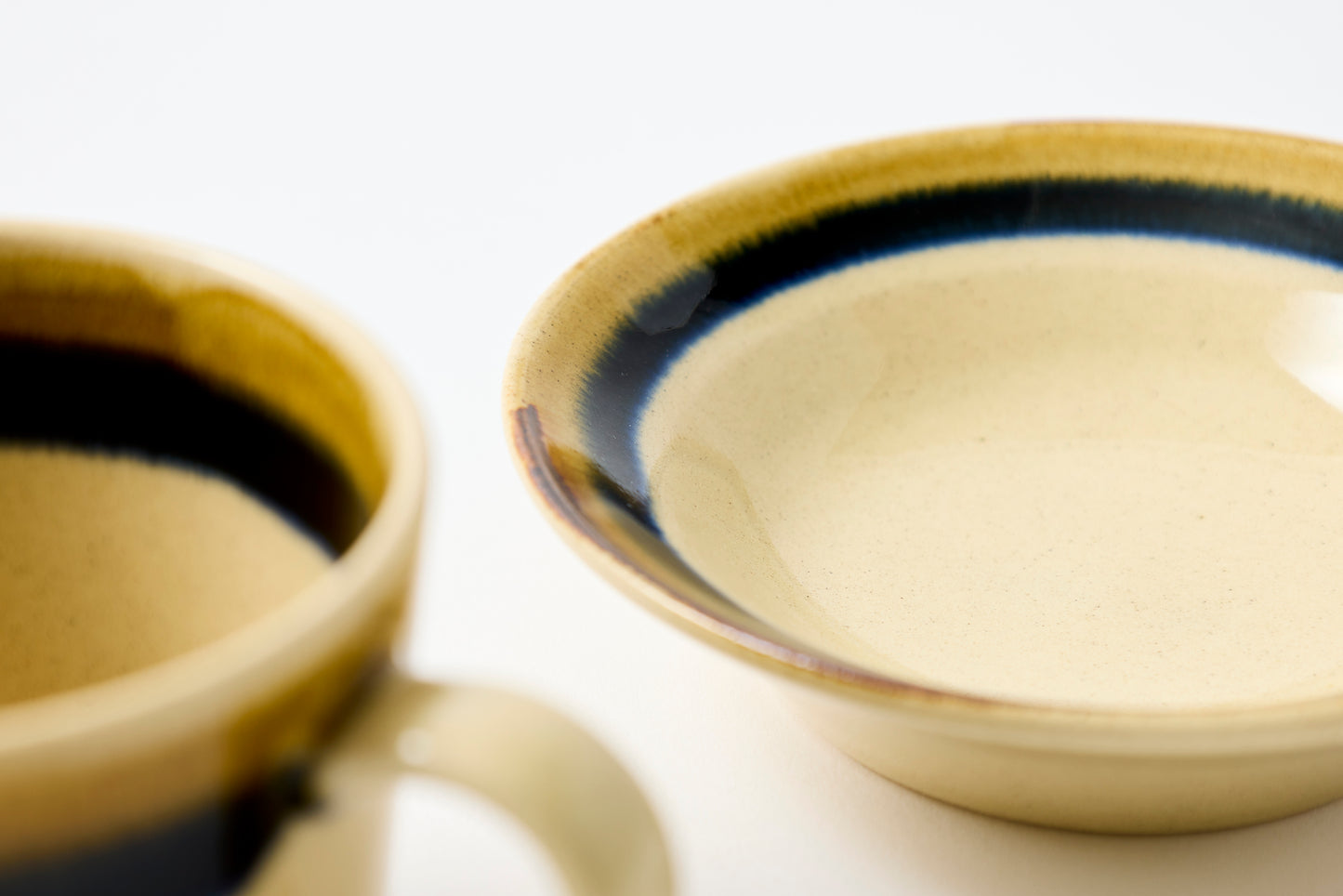 Two-Tone Wrapped Cup & Saucer Hasami Porcelain