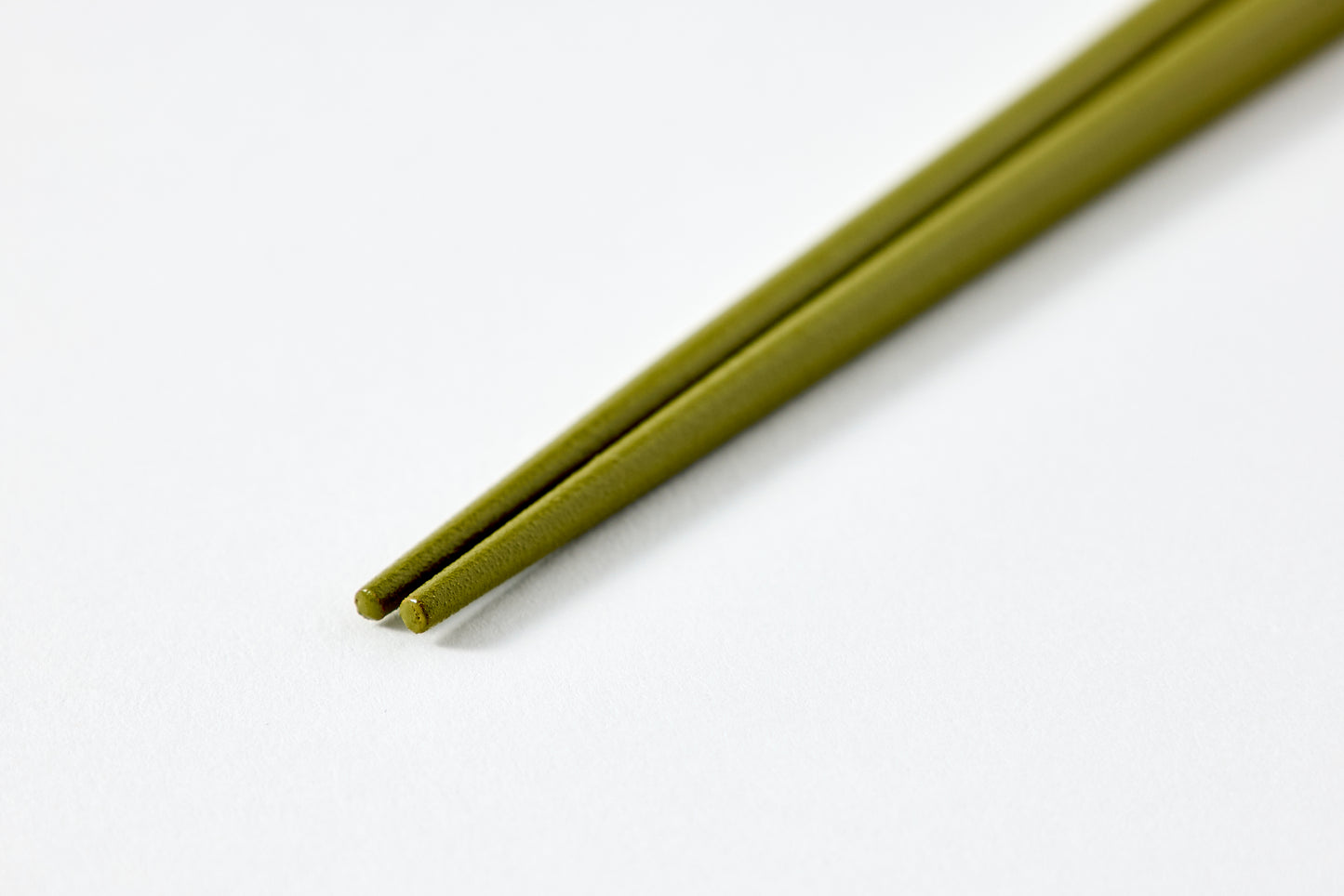 hashi / moss green