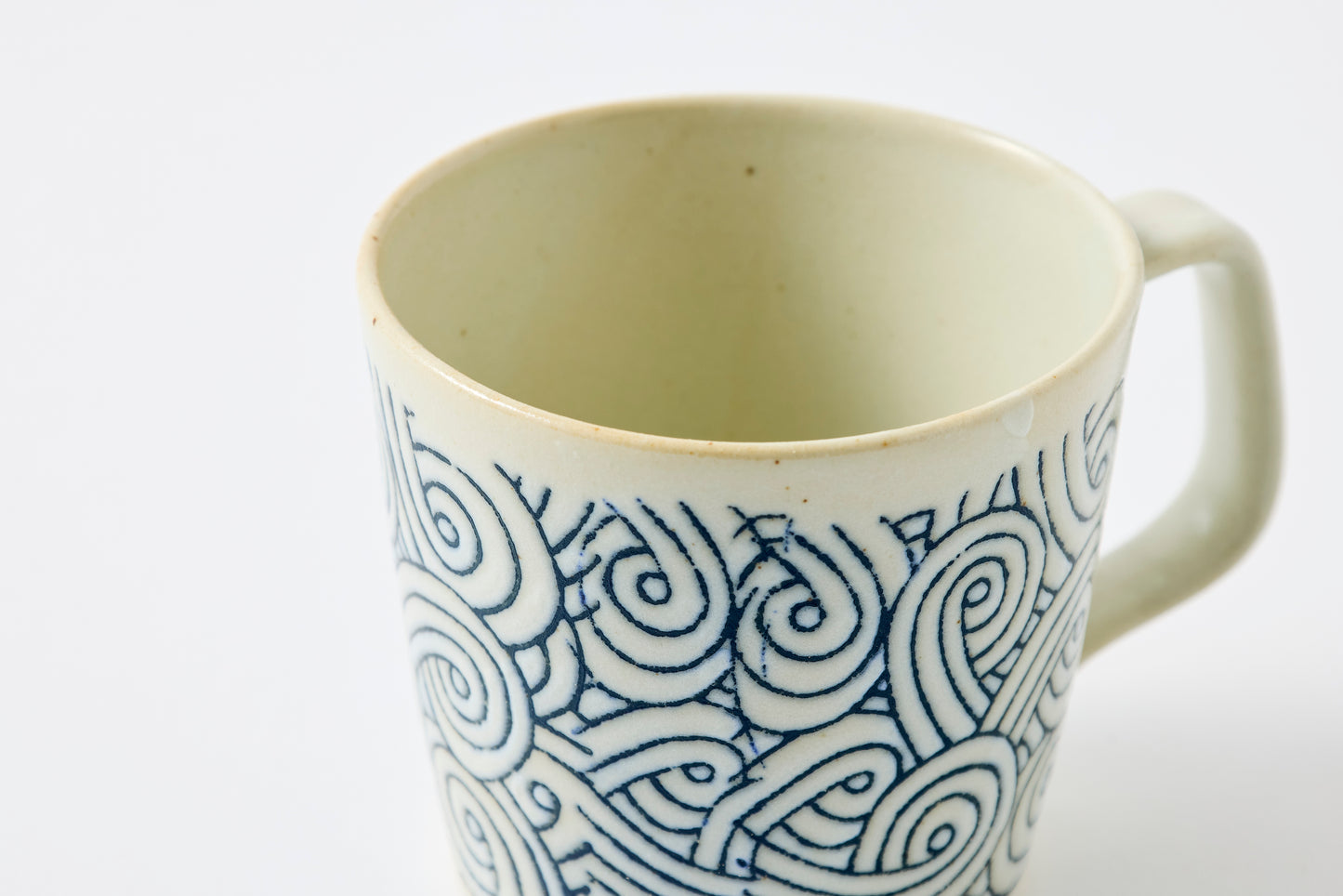 Inban UZUSHIO Coffee Mug Hasami Porcelain