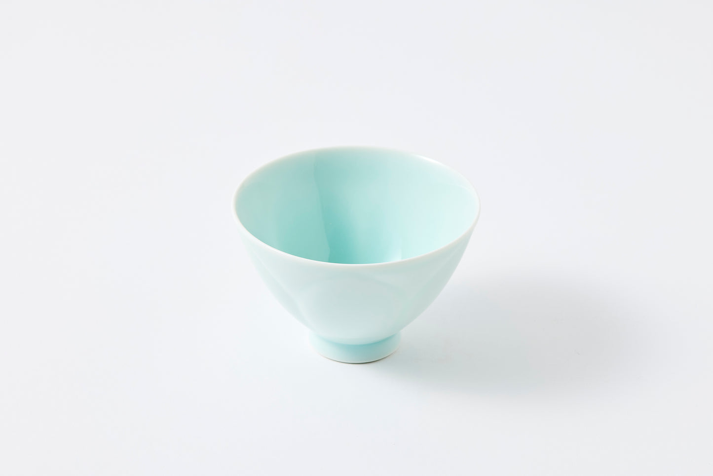WANOKA Flower-Shaped Teacup Celadon Arita Porcelain