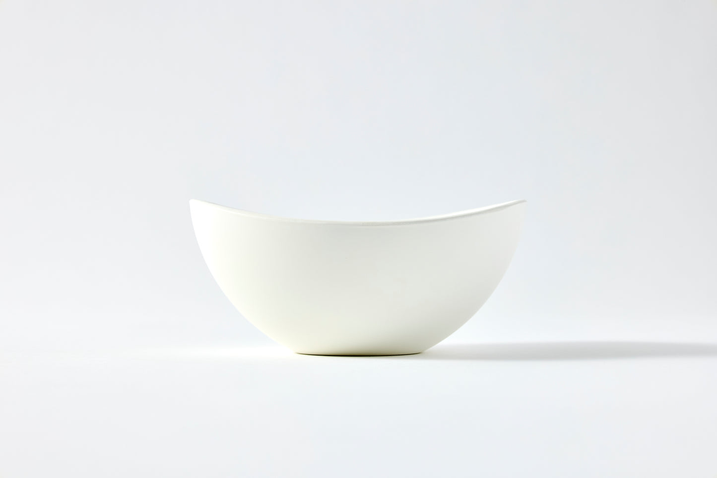 wave bowl / matte white