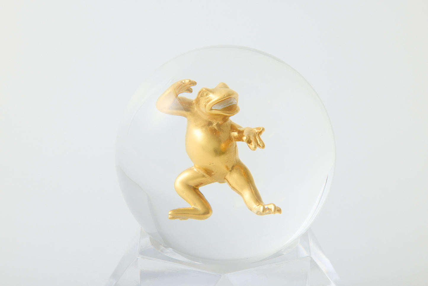 Treasure Ship & Golden Frog