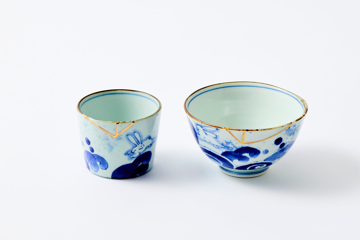 Gold Line Kosome Rabbit Rice Bowl Imari Porcelain