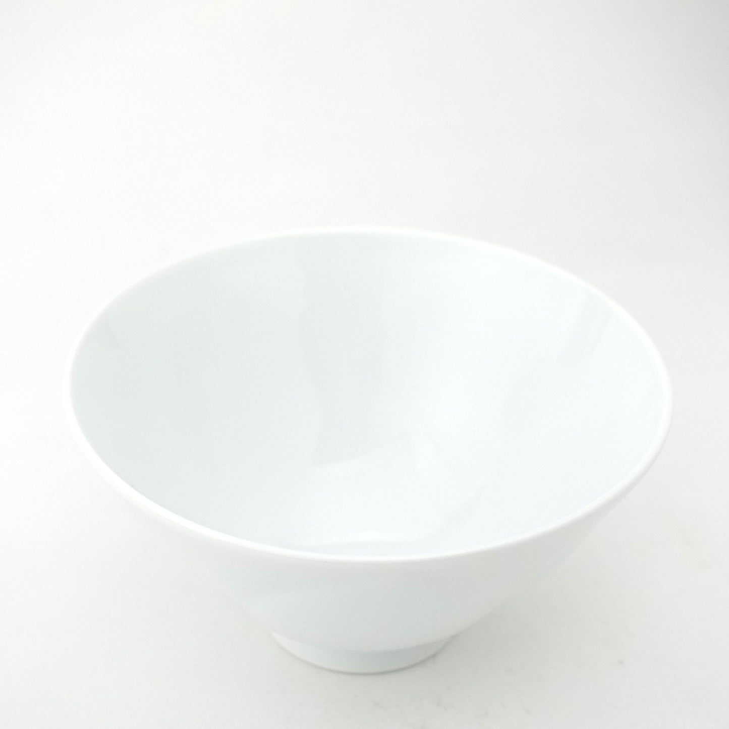 WANOKA Flower-Shaped Rice Bowl WH Arita Porcelain