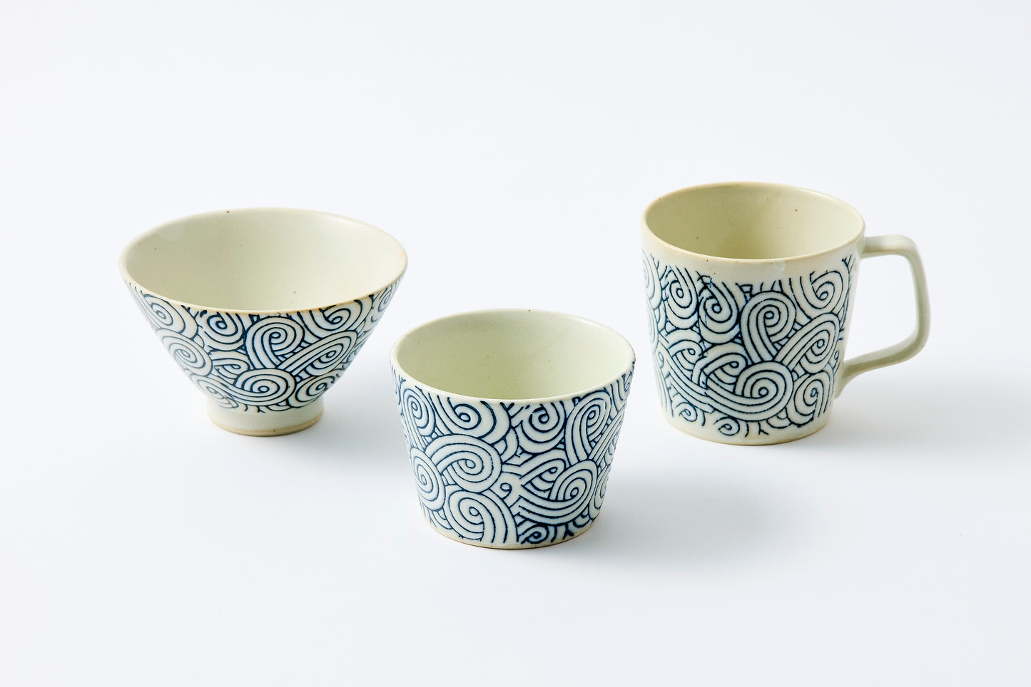Inban UZUSHIO Coffee Mug Hasami Porcelain