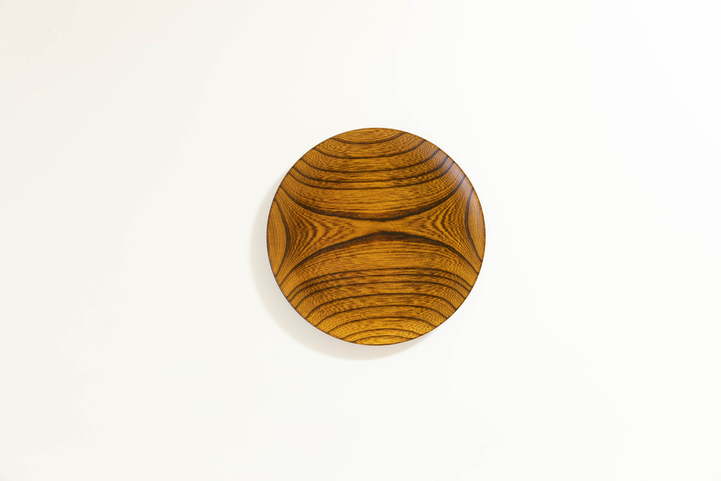 Lacquer Nitori Plate Keyaki φ24cm