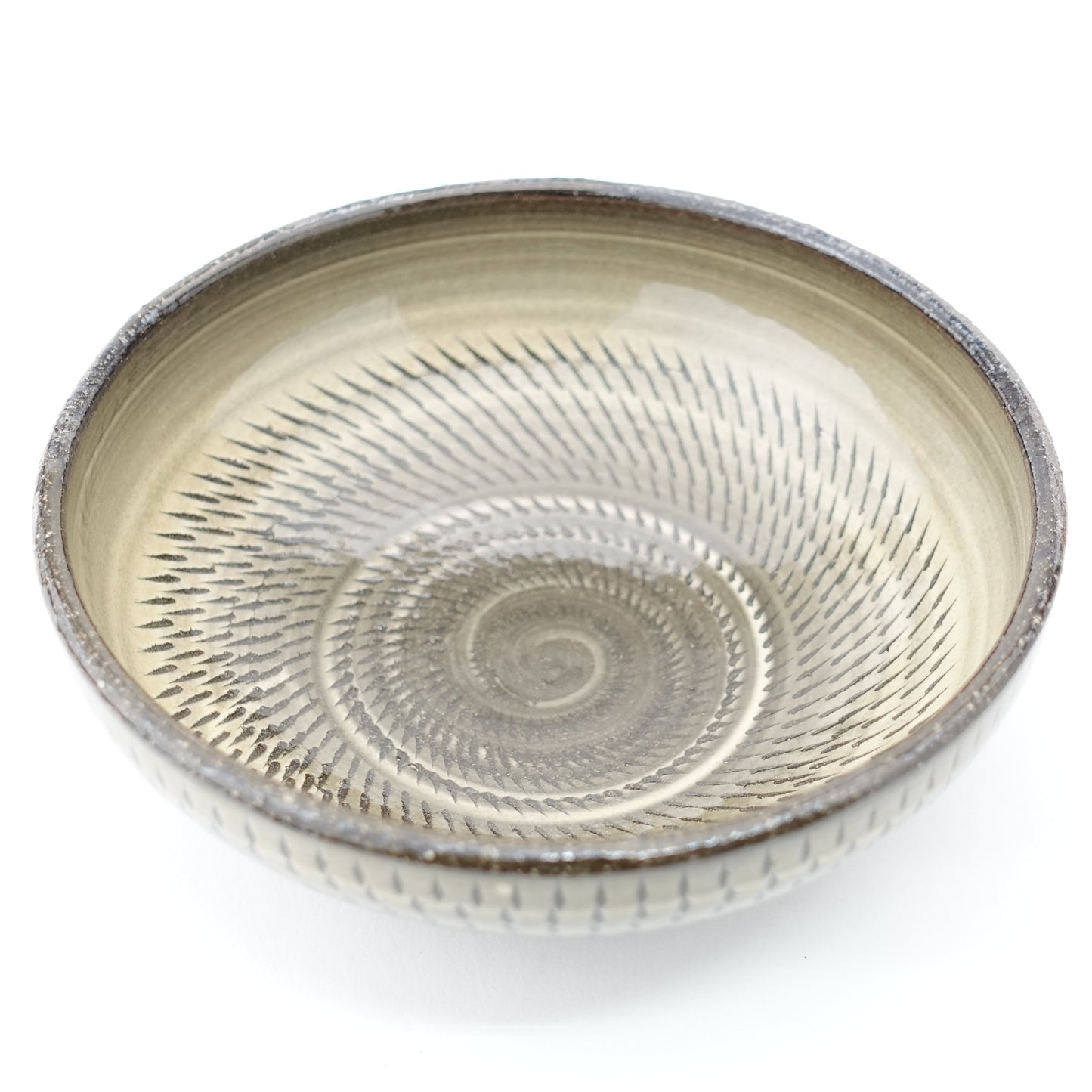 FD Yellow Glaze Tobikanna Round Flat Bowl Hasami Porcelain
