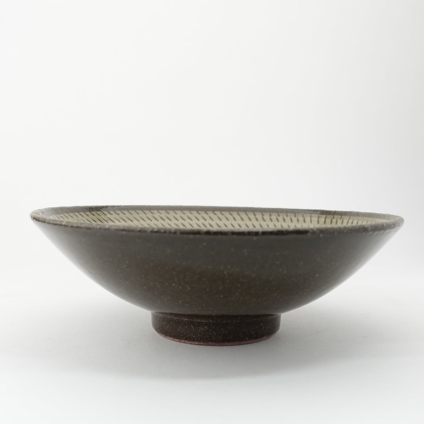 FD Yellow Glaze Tobikanna Mehagi 5.5-inch Flat Bowl Hasami Porcelain