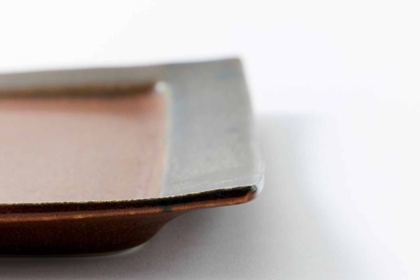 Rounded Square Plate Large Charon