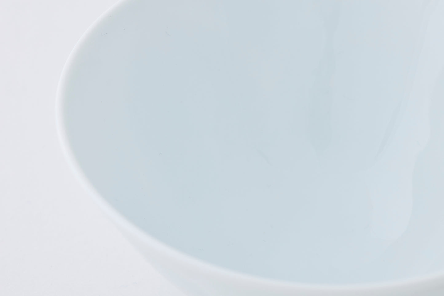 WANOKA Flower-Shaped Rice Bowl WH Arita Porcelain