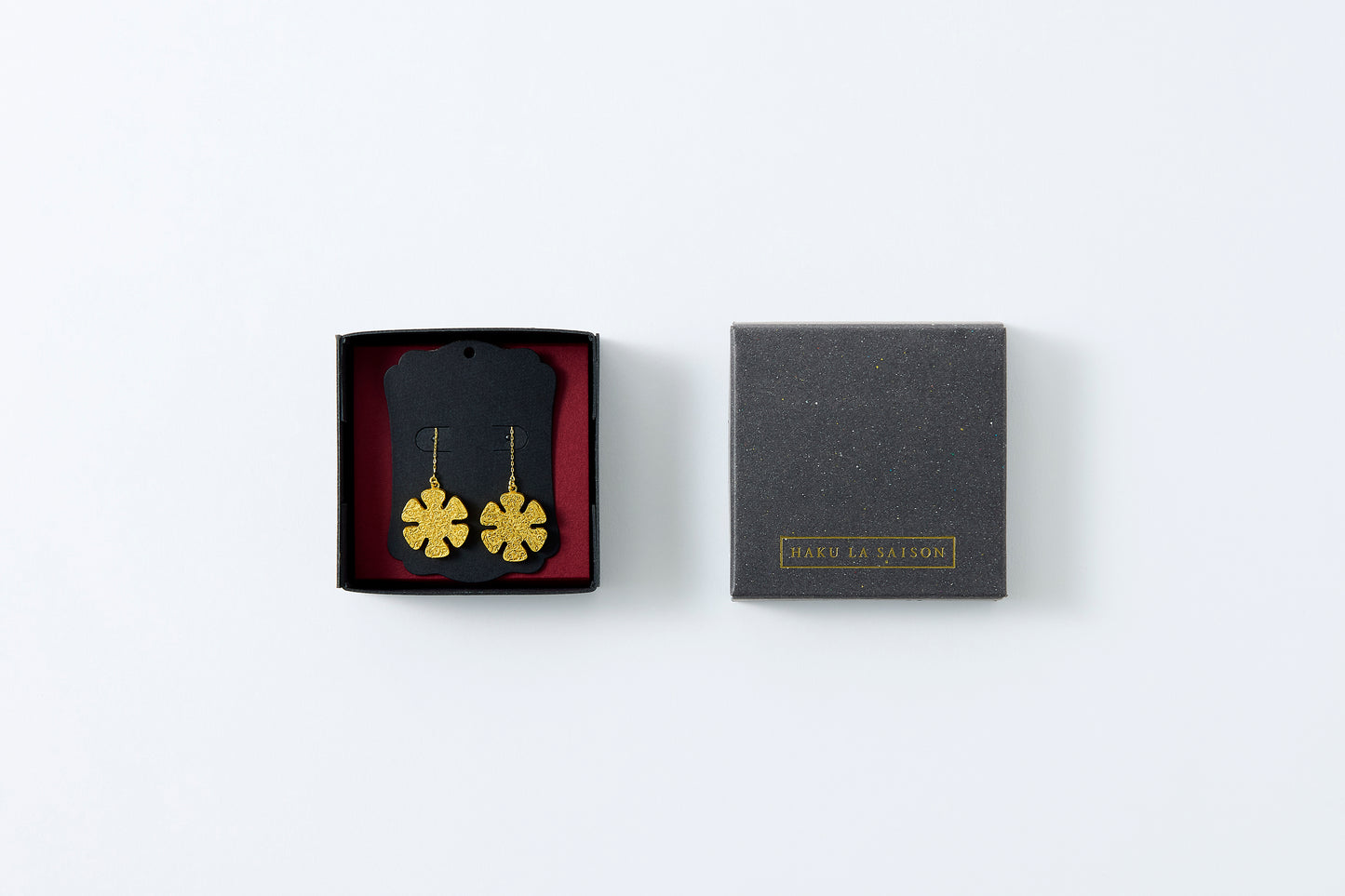 HAKUCESSORY Earrings Health Luck Gold