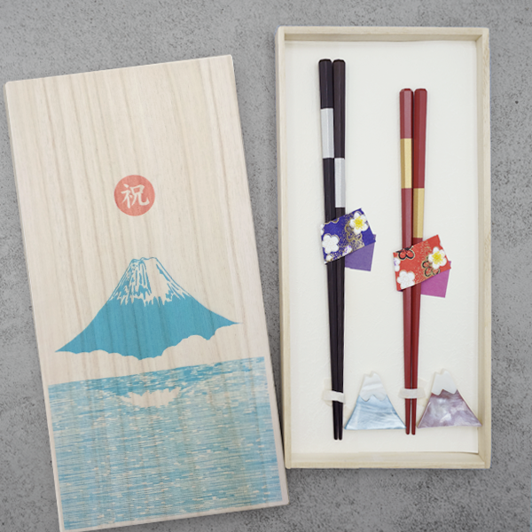 Silver and Gold Ichimatsu Hexagonal Chopsticks – Mt. Fuji Paulownia Box