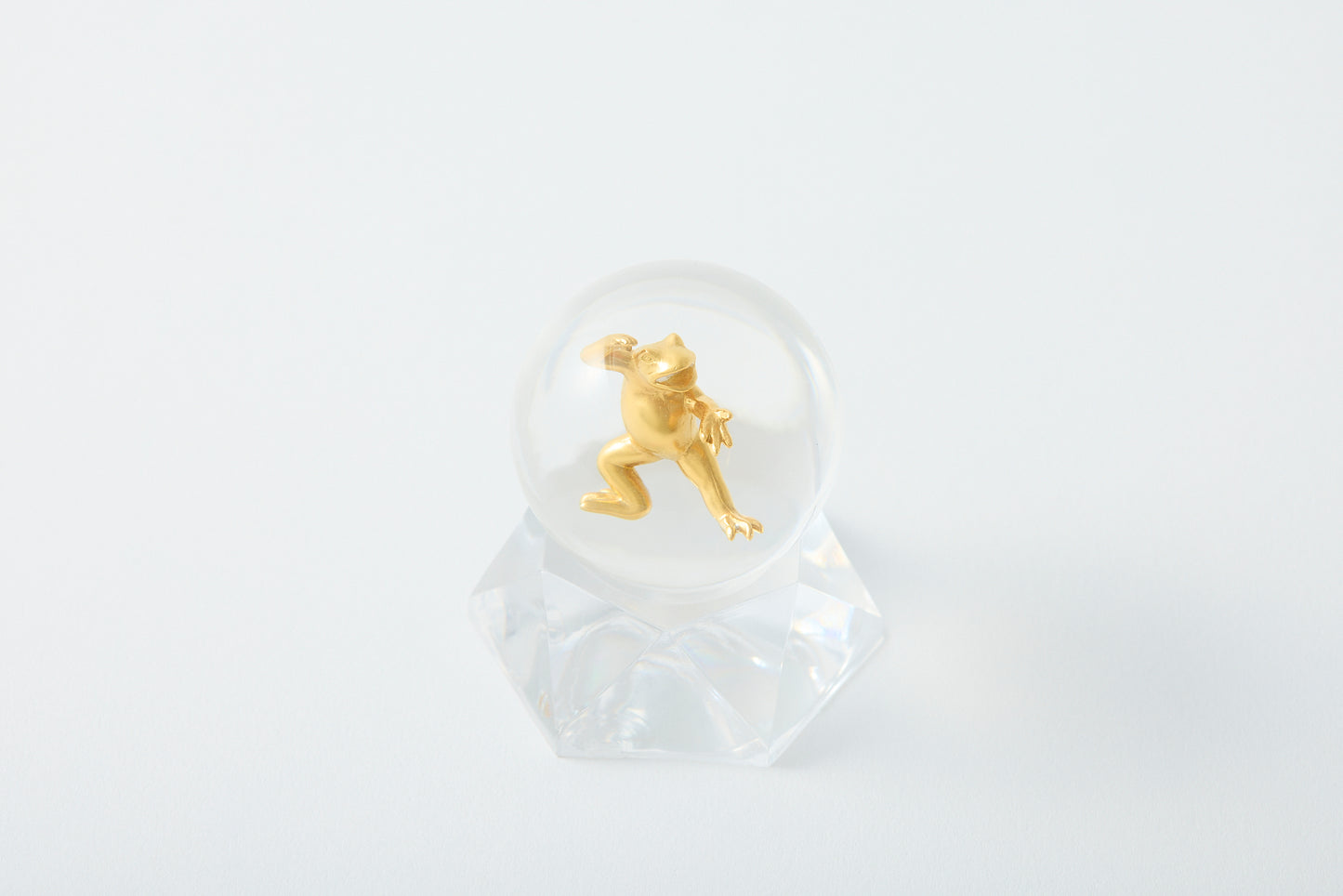 Treasure Ship & Golden Frog