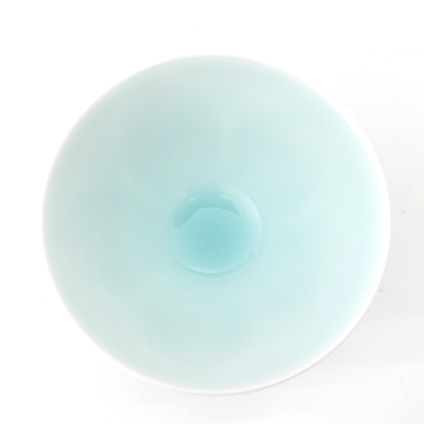 WANOKA Flower-Shaped Teacup Celadon Arita Porcelain