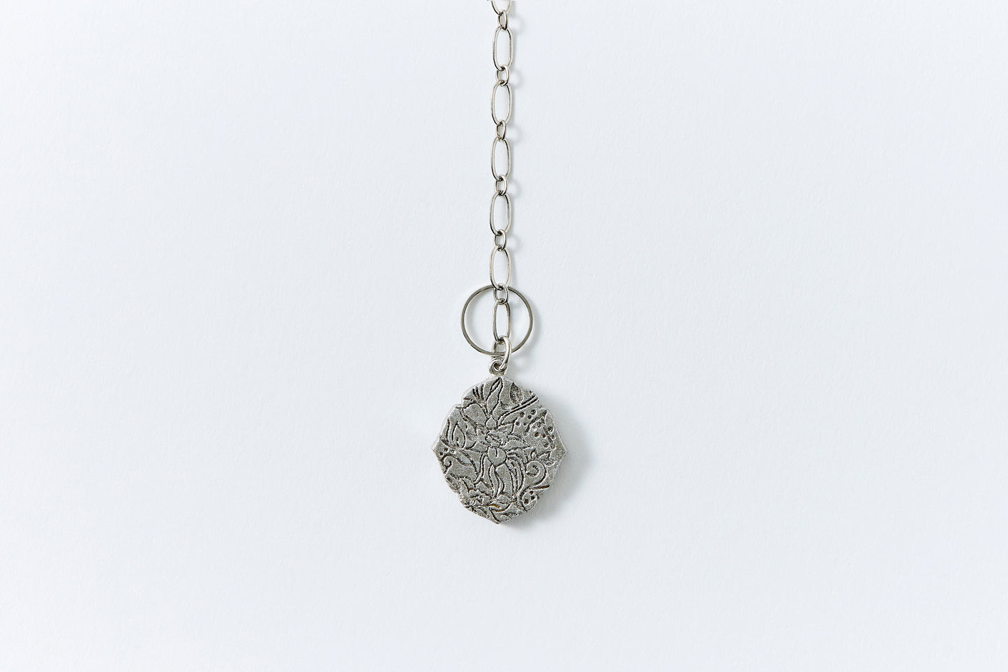 HAKUCESSORY Necklace Beauty Luck Platinum