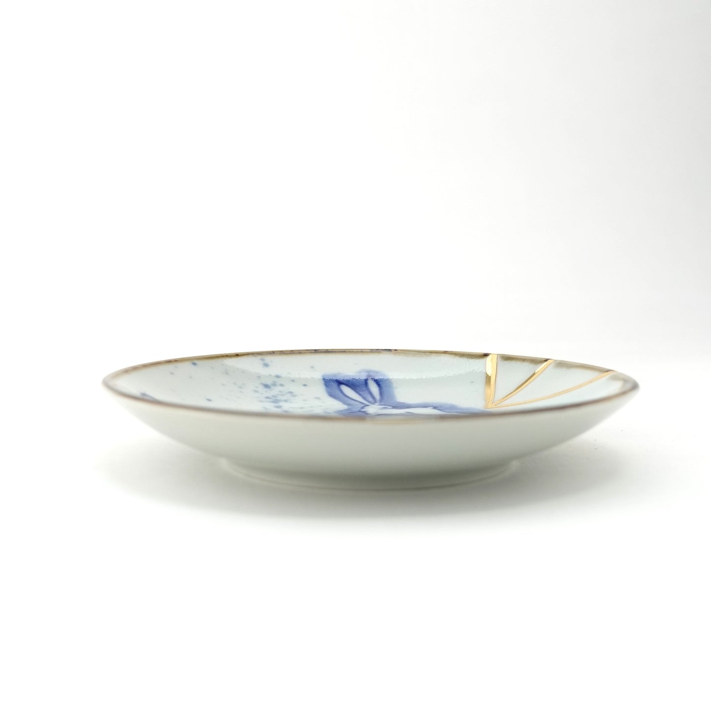 Gold Line Kosome Rabbit Small Plate Imari Porcelain