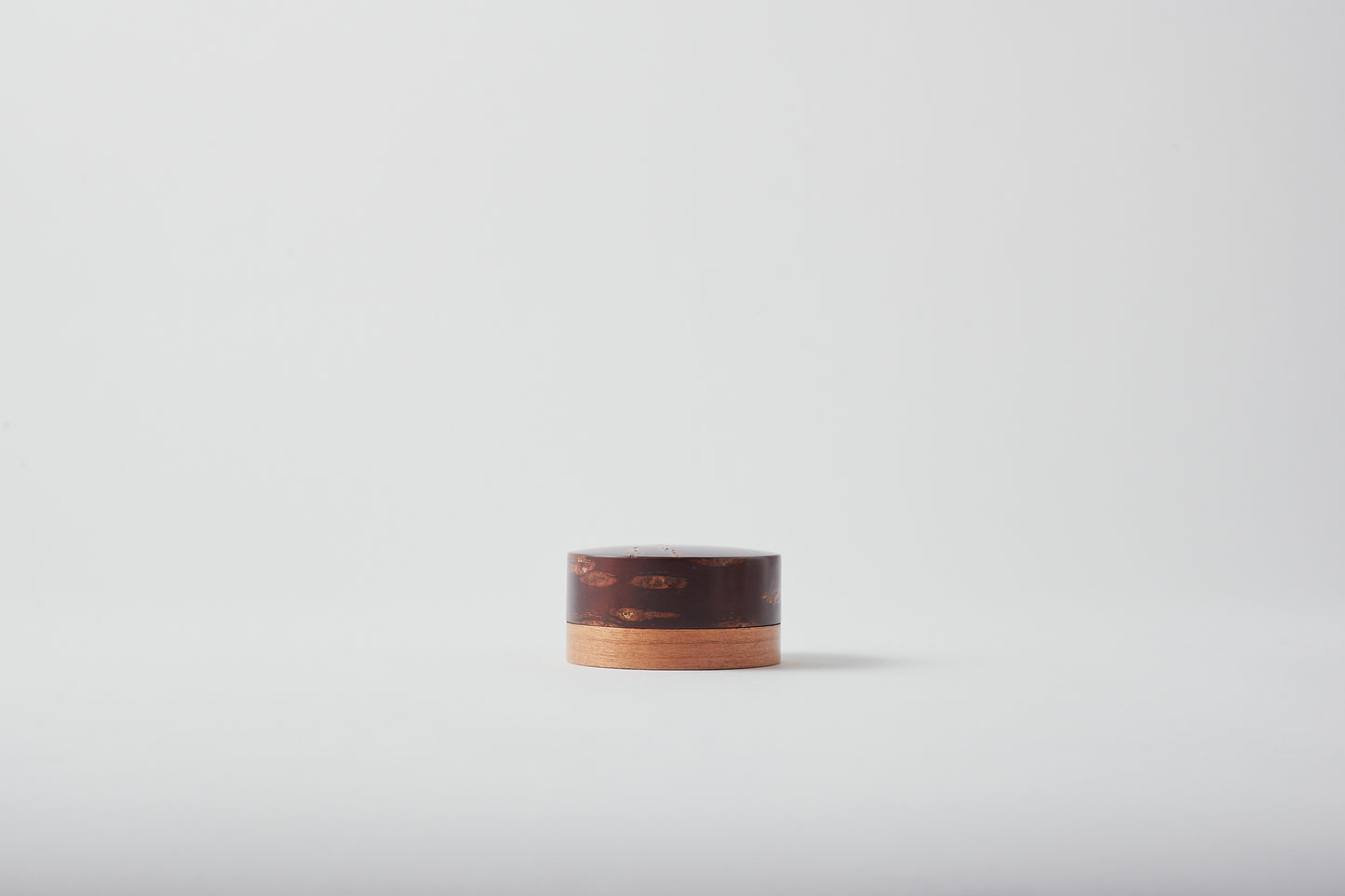 2-Color Confectionery Container – Plain