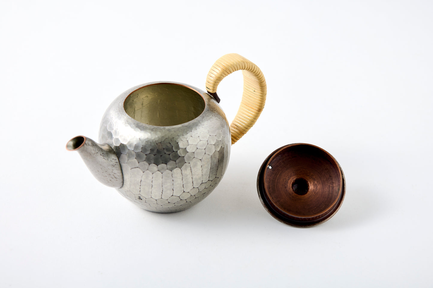 Teapot – Python / Silver White