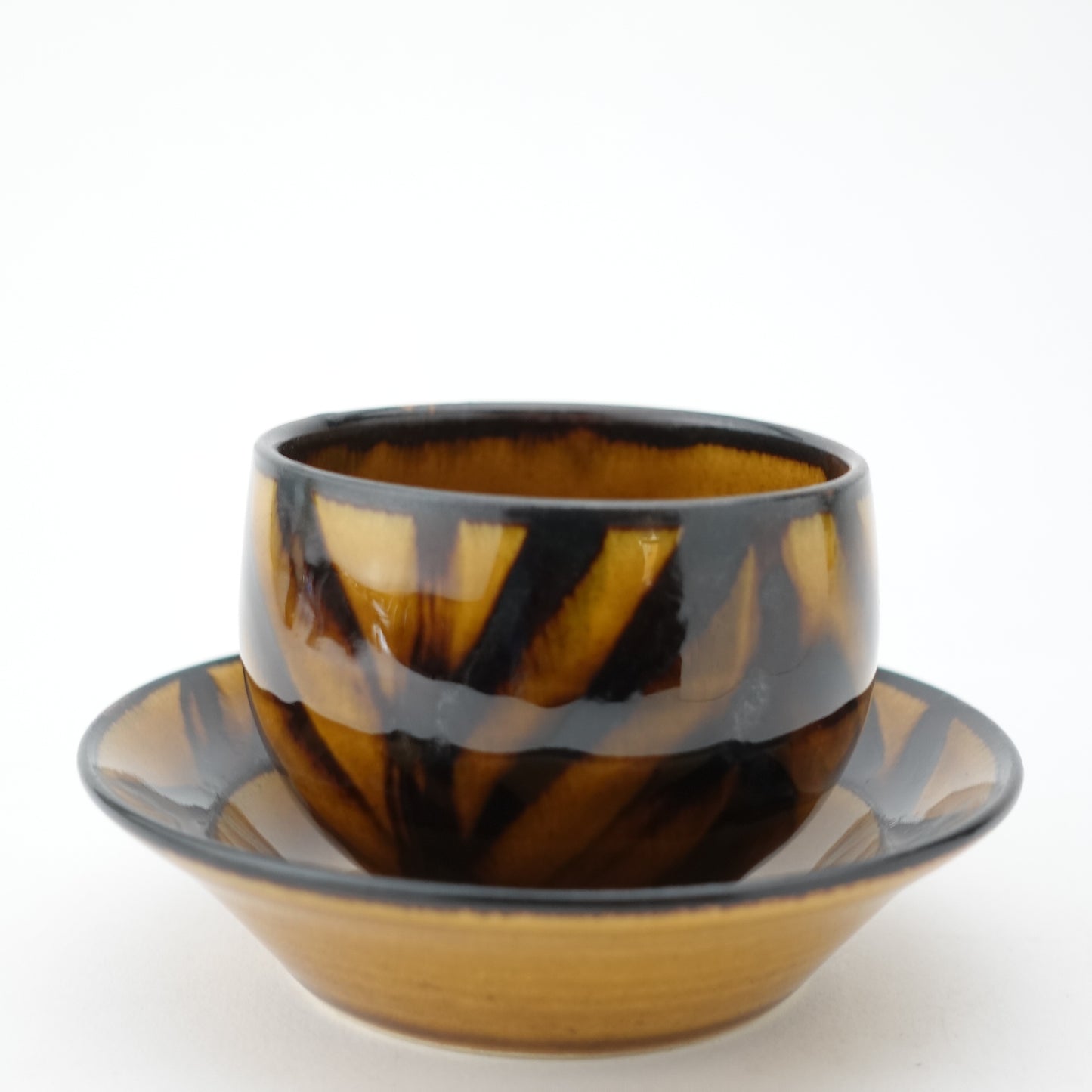 FD Arrow Feather Motif Amber Glaze Sencha Teacup & Saucer Hasami Porcelain