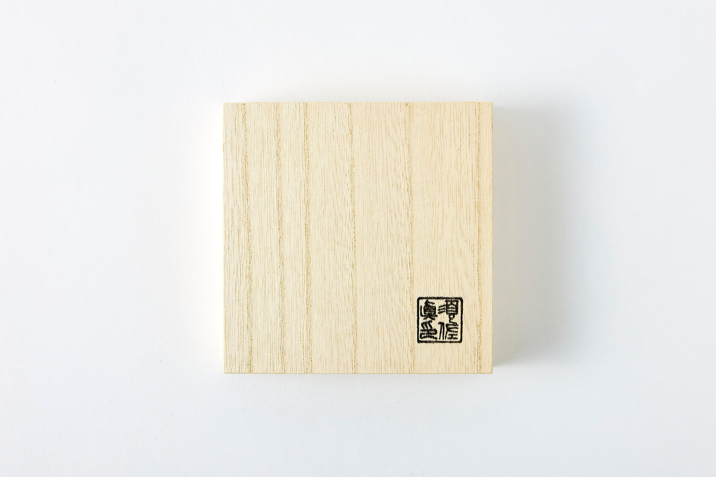 Small Plate – Hemp Leaf Pattern / Silver White