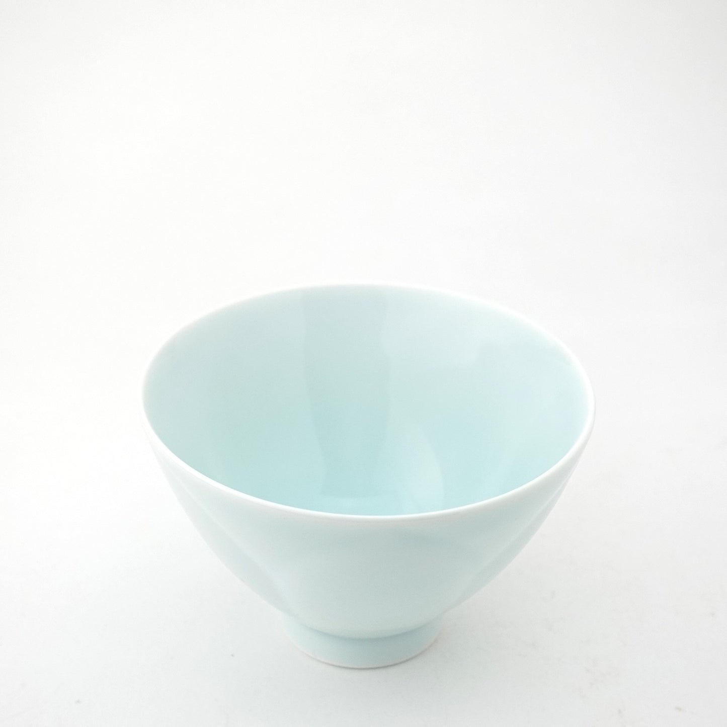 WANOKA Flower-Shaped Teacup Celadon Arita Porcelain